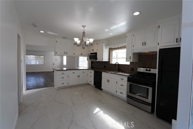 Building Photo - 7845 Gainford St