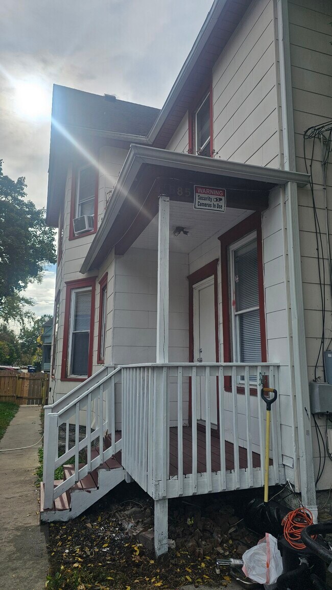 Foto del edificio - 585 Case Ave