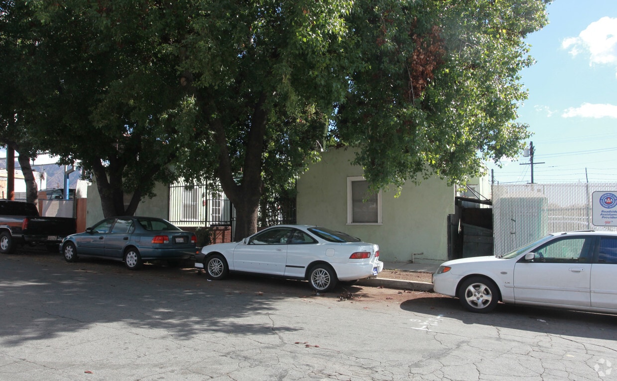Building Photo - 148 E Santa Anita Ave