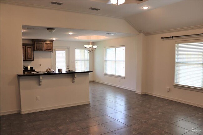 Building Photo - 4717 Quail Ave