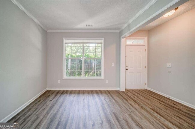 Foto del edificio - 132 Diamond Ridge Ave