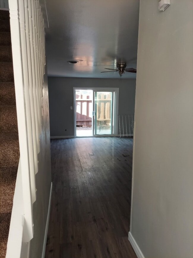 Building Photo - 458 Grand Avenue, Unit D