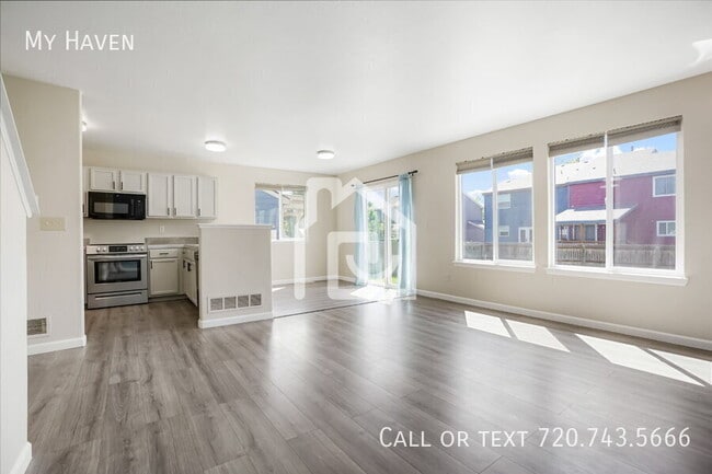 Building Photo - 4587 Cornish Way