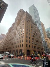 Building Photo - 365 Bridge St