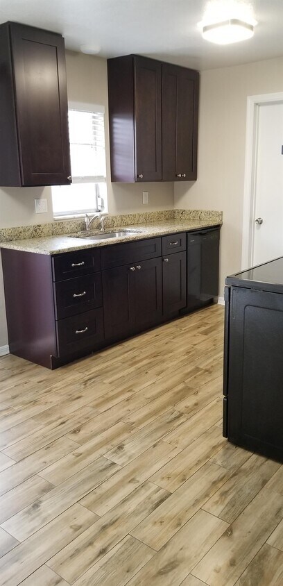 Foto principal - 415 Rugby St