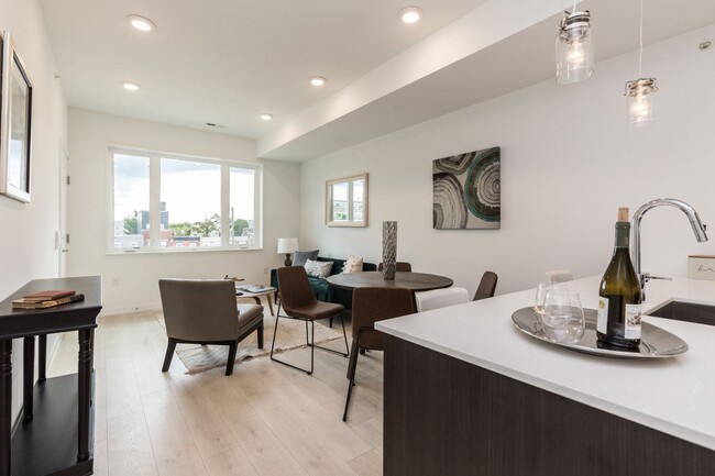 Foto del edificio - 1242 N Taney St
