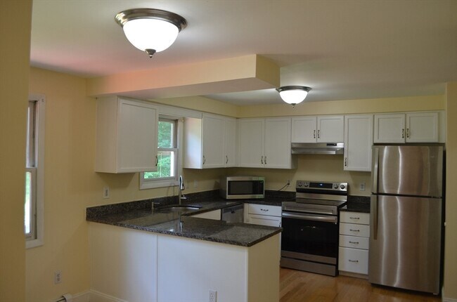 Foto del edificio - 157 Southville Rd