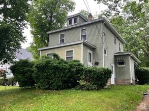 Building Photo - 163 Washington St