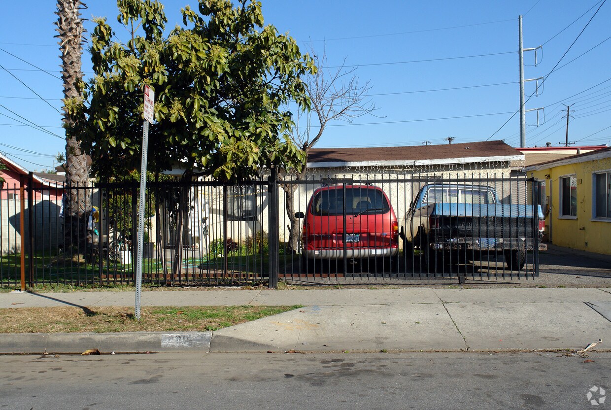 Foto del edificio - 11157 S Inglewood Ave