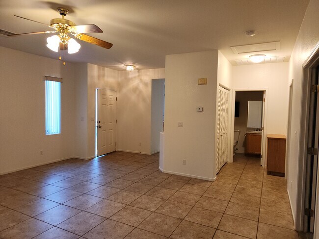 Building Photo - 4458 Yellow Harbor St