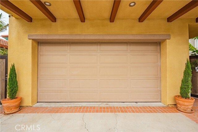 Foto del edificio - 8371 Lomond Dr