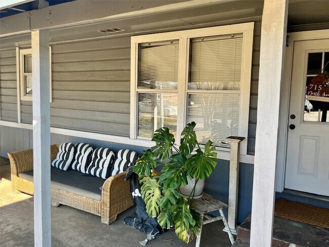 Foto del edificio - 715 North Ave
