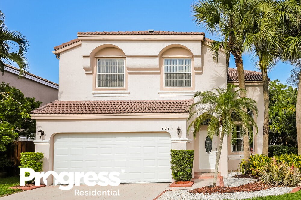 Primary Photo - 1213 NW 159th Ln