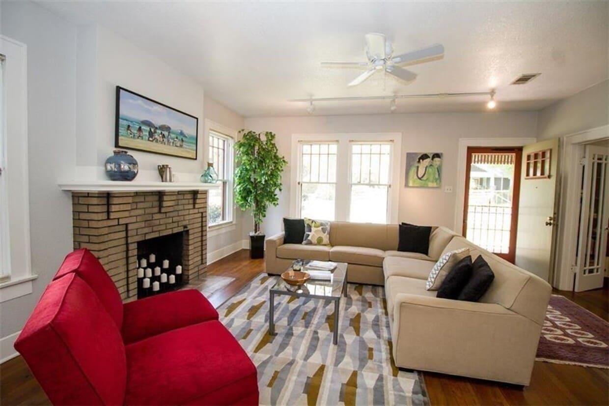 Primary Photo - Large 5 bed house in the hart of West Campus.