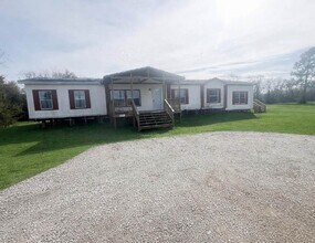 Building Photo - 8730 FM 646 Rd