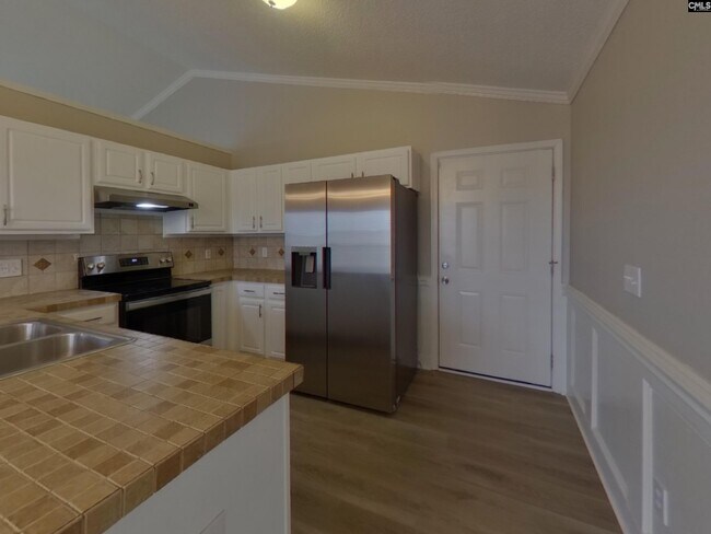 Building Photo - 127 Brooksong Dr