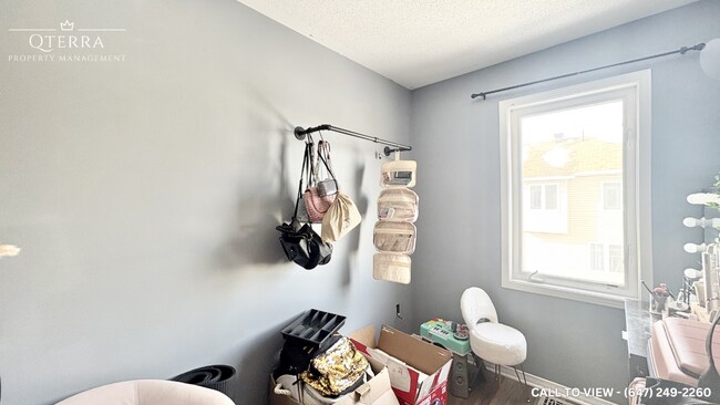 Photo du bâtiment - 368 Moffatt Pond Crt