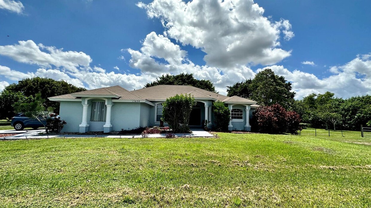 Primary Photo - 17630 38th Rd N