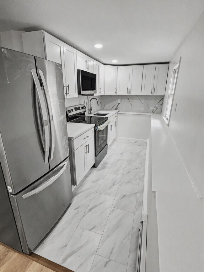 Cocina - 51 Wyandanch Blvd