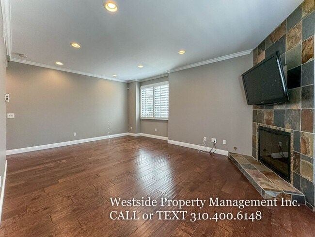 Foto del edificio - 8701 Falmouth Ave