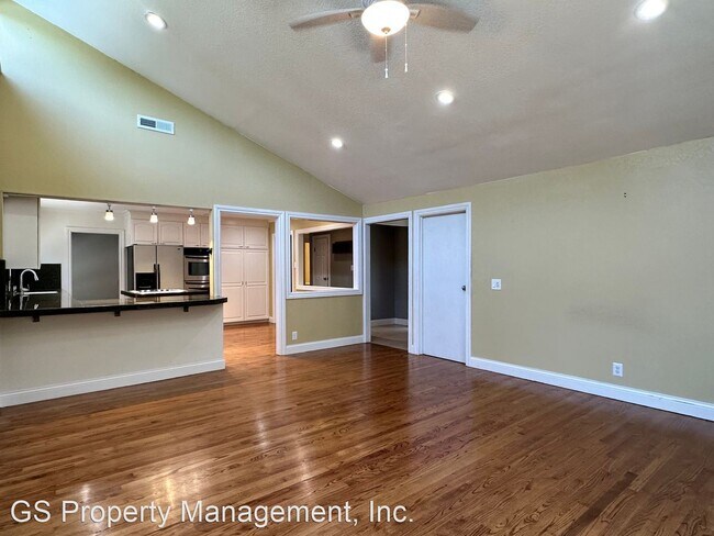 Building Photo - 4 br, 3 bath House - 901 Hummingbird Drive