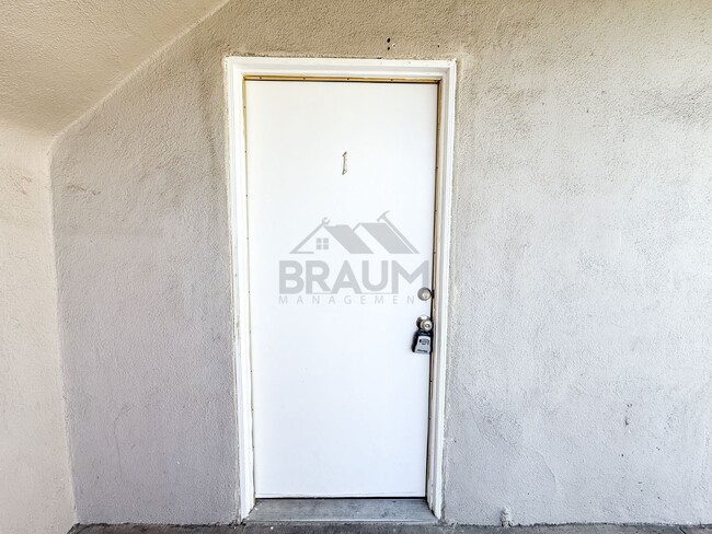 Foto del edificio - 6336 Tujunga Ave