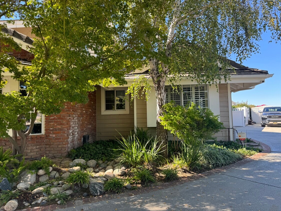 206 Rangely Ct, Simi Valley, CA 93065 House Rental in Simi Valley, CA