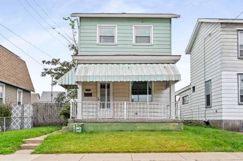 Primary Photo - 709 Bennett St