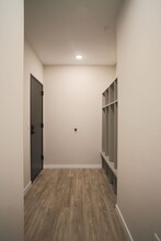 Interior Photo - B7 Flats