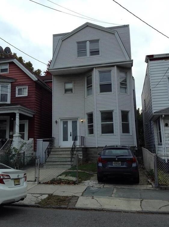 Primary Photo - 53 Condict St