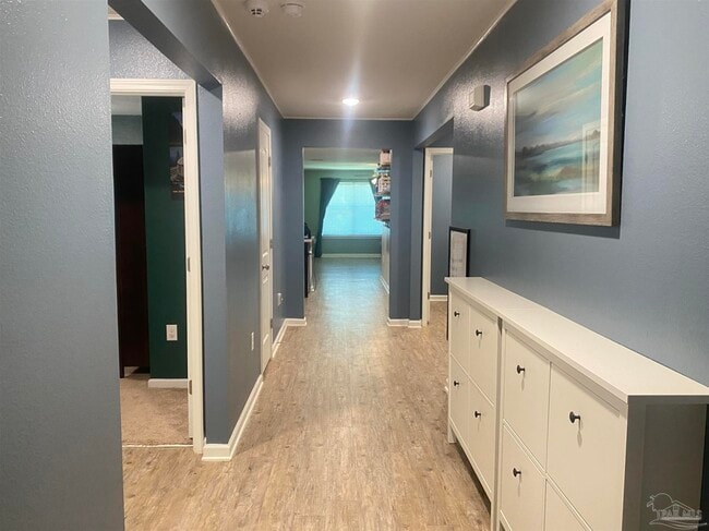 Foto del edificio - 5838 Blackhorse Cir