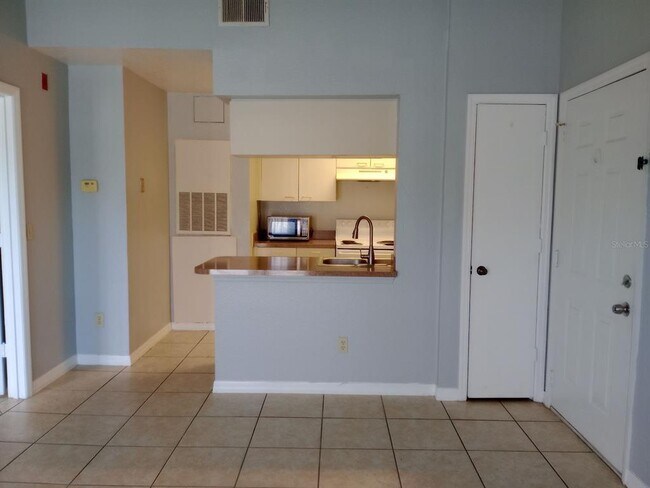 Foto del edificio - 2550 N Alafaya Trail