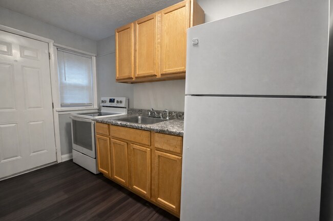 Foto del edificio - 1628 Plum St