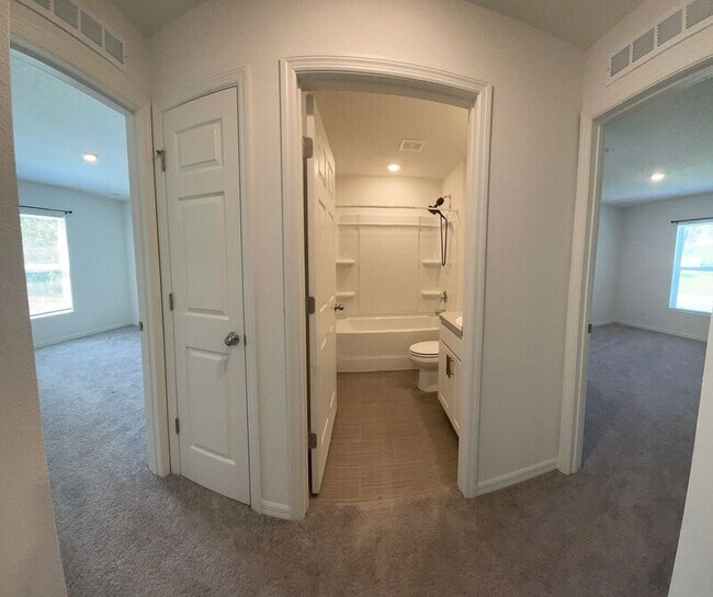 Foto del edificio - 1864 Red Bud Cir NW