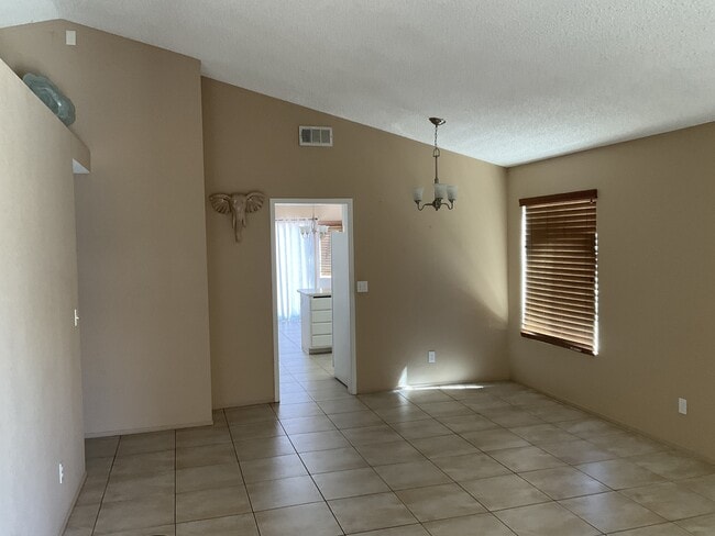 Building Photo - 6500 Fresh Meadows Ln