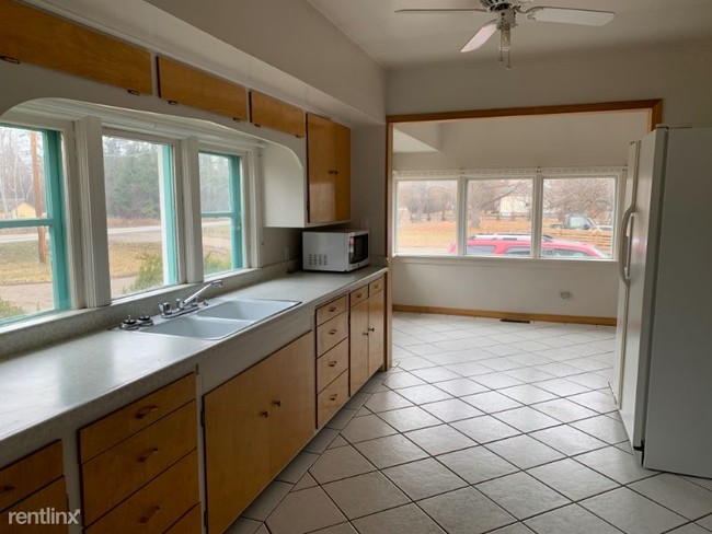 Building Photo - 2 br, 1 bath House - 330 Willow Glen Drive