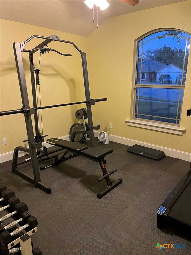 Foto del edificio - 5504 Eldie Ct