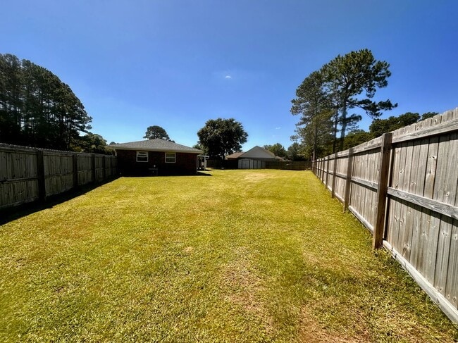 Building Photo - 8645 Kingfisher Ln