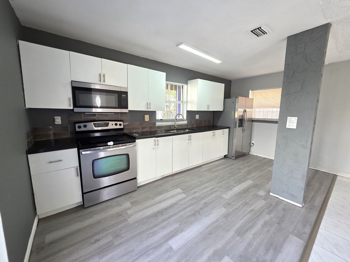 Foto principal - 11951 SW 271st Terrace