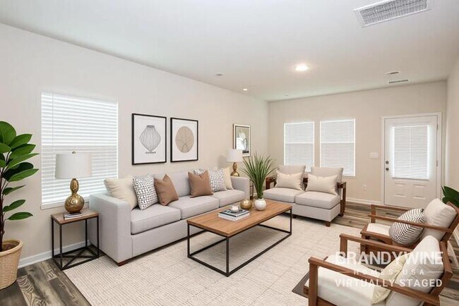 Building Photo - 309 Centre St