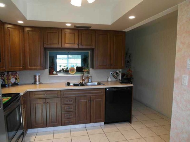 Building Photo - 2402 Antigua Cir