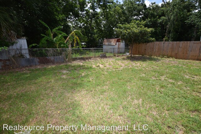 Foto del edificio - 2 br, 1 bath House - 4943 Pine Hills Road