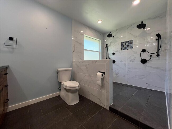 Building Photo - 2908 Wadsworth Way