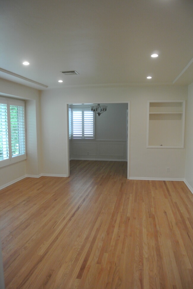 Living Room - 4815 Cheryl Ave