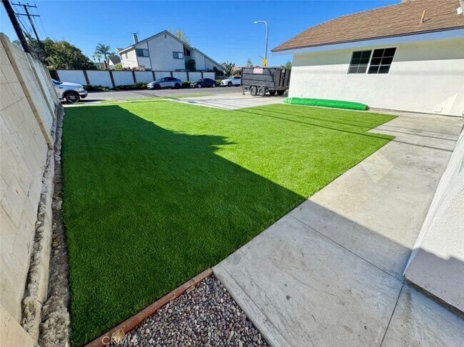 Photo - 10121 Eagle Ave House