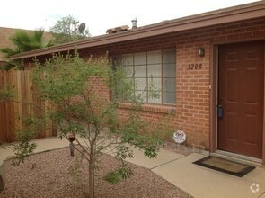 Building Photo - 3208 E Terra Alta Blvd