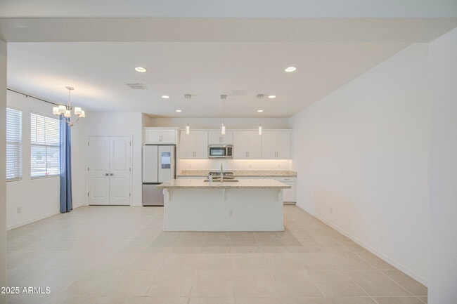 Building Photo - 3820 N 100th Dr
