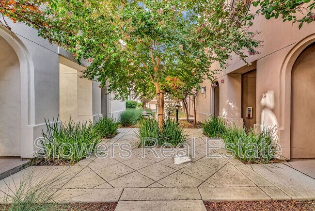 Photo - 5212 S Esprit Loop House