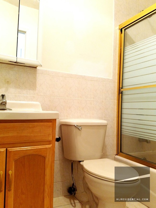 Foto del edificio - 5058 48th St