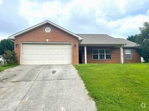 Building Photo - 1039 Willow Creek Cir